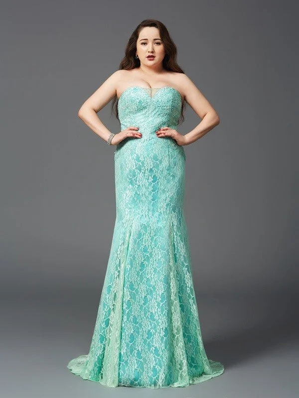 Exquisite Craftsmanship Sheath/Column Strapless Lace Sleeveless Long Satin Plus Size Dresses