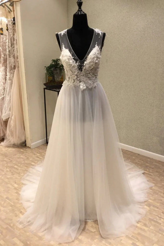 Vintage Style Clothing Sale Cheap V-Neck Open Back Tulle Ivory Beach Long Appliques A-Line Sleeveless Wedding Dress