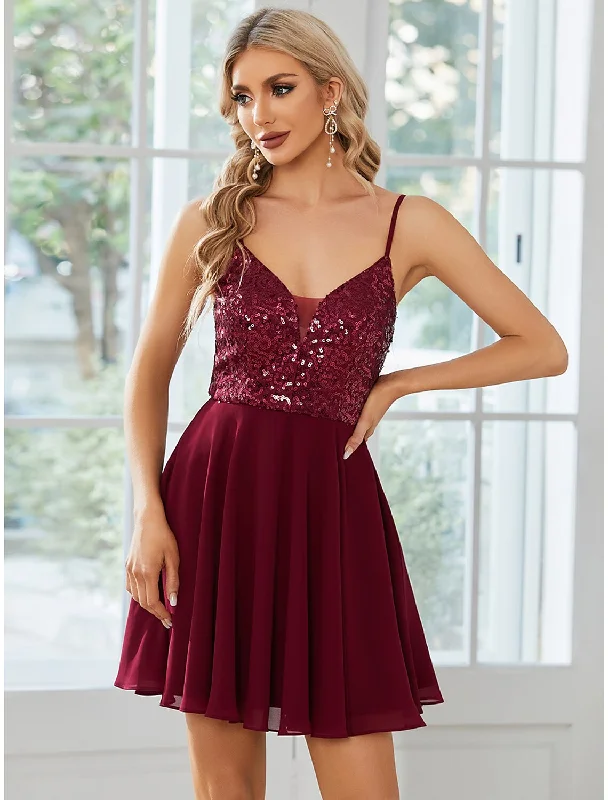 Trend Setting Wardrobe A-Line Homecoming Dresses Sparkle & Shine Dress Party Wear Birthday Short / Mini Sleeveless Spaghetti Strap Chiffon with Pleats Sequin