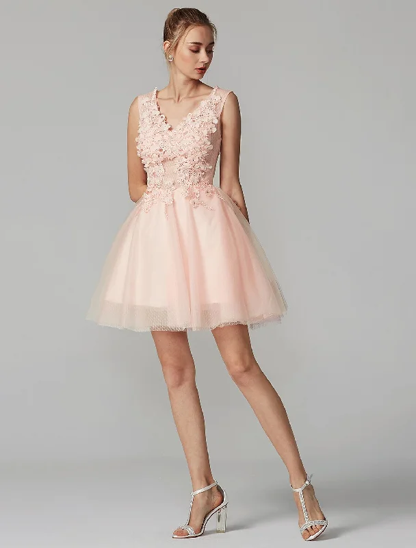 Chic Style, Always In Vogue A-Line Party Dress Homecoming Short / Mini Sleeveless V Neck Lace Over Tulle with Crystals Appliques