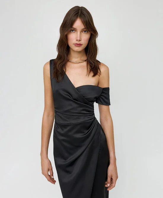 Trendy Threads Access Fashion Satin Long Black Dress