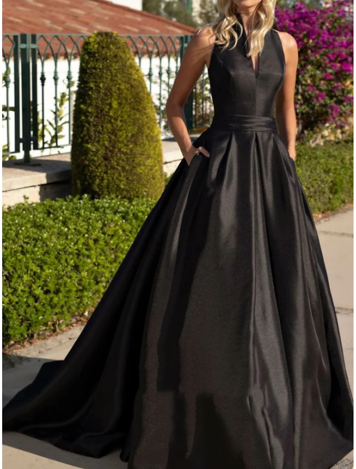 Unleash Your Style Elegant Dress Formal Fall Sweep / Brush Train Sleeveless V Neck Satin with Pleats Evening Dress