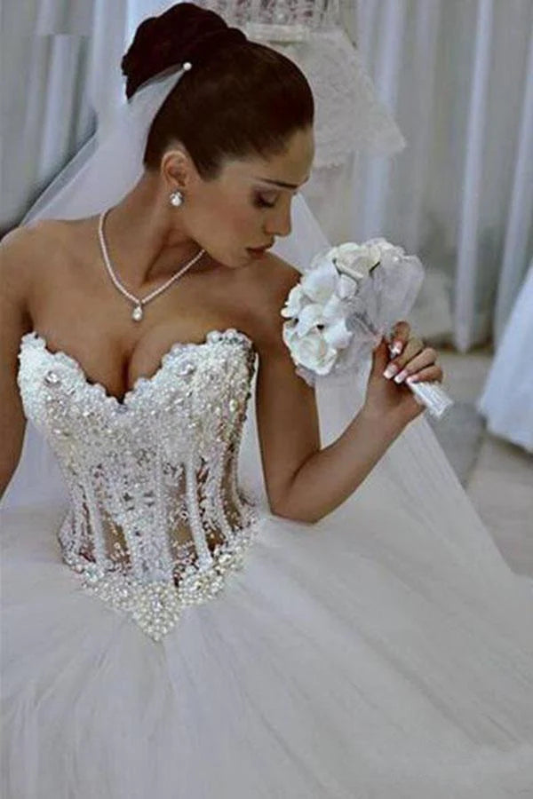 Runway Inspired Wear Ball Gown Lace Pearl Beads Unique Arabic Sweetheart White Tulle Princess Wedding Dress