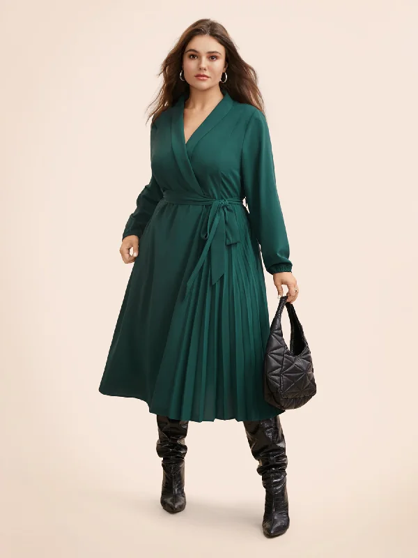 Wardrobe Essentials Suit Collar Pleated Belted Midi Dress