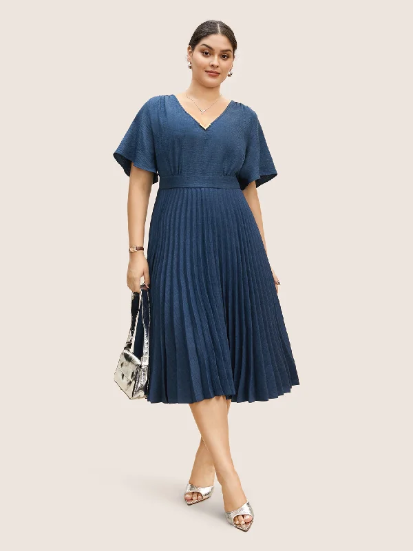 Huge Savings On Parisian Styles Plain Textured Pleated Metal Detail Midi Dress