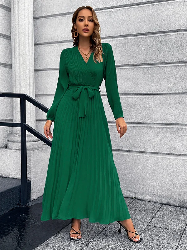 The Epitome Of Modern Women's Fashion V-Neck Tie Waist Pleated Maxi Dress