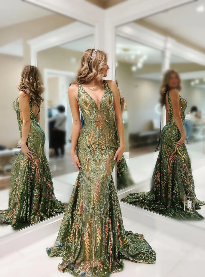 Hot Sale Green Trumpet/Mermaid V-Neck Sleeveless Floor-Length Long Prom Dresses With Sequins