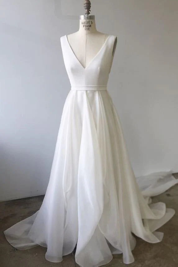 Trend Alert A Line Ivory Chiffon Long Wedding Gowns V Neck Straps V Back Beach Wedding Dresses