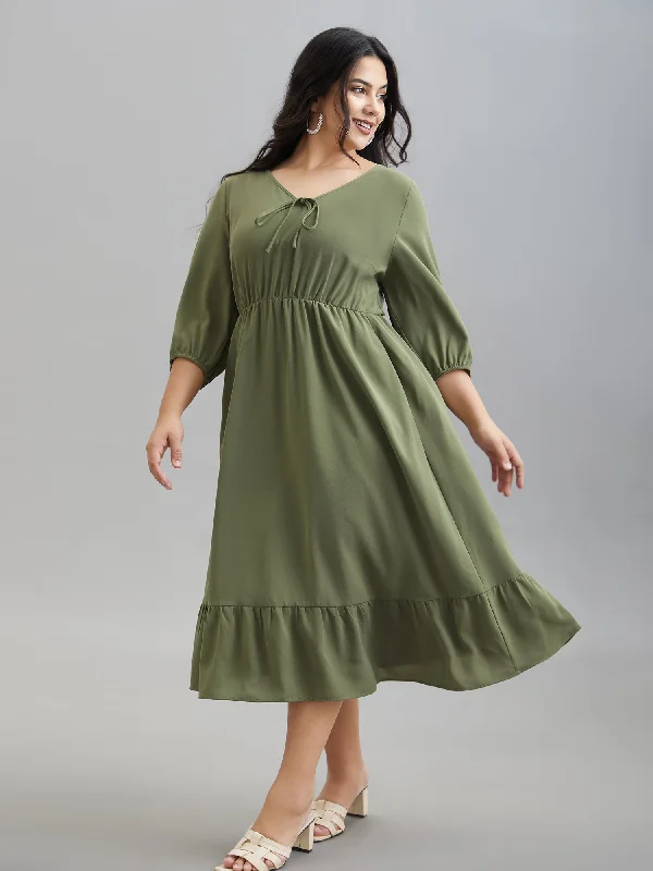 Elegant Contour Lantern Sleeve V-Neck Tiered Midi Dress