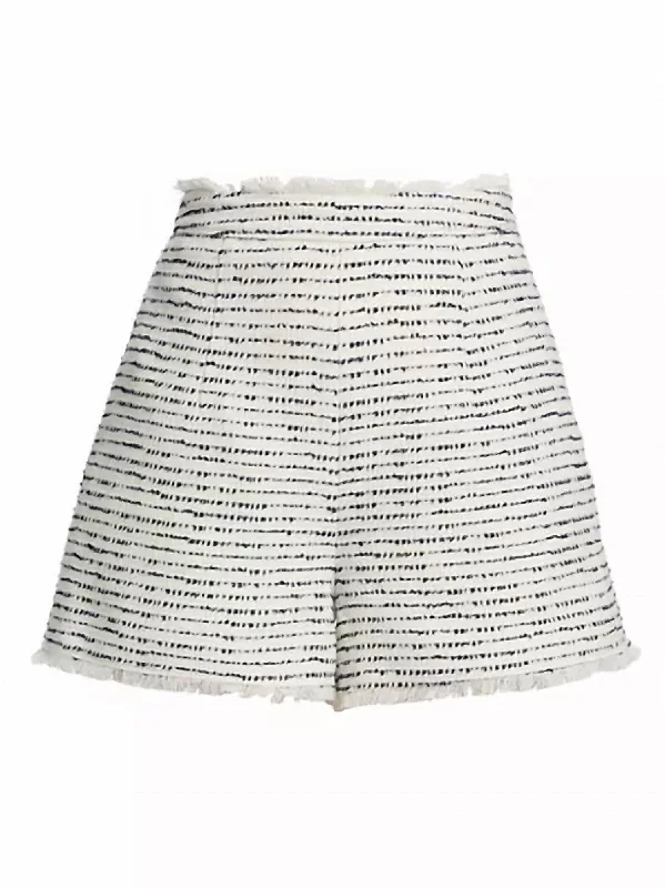 Seasonal Trend Tweed Coronado Short In Ivory/navy